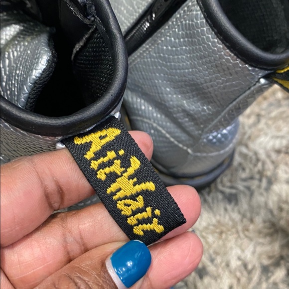 Dr. Martens 1460 kids Metallic Silver Combat Boots sz 2 great condition - Picture 6 of 10